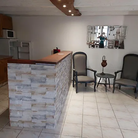 Holiday home Maison Campagne Vue Sur La Foret Lacaze